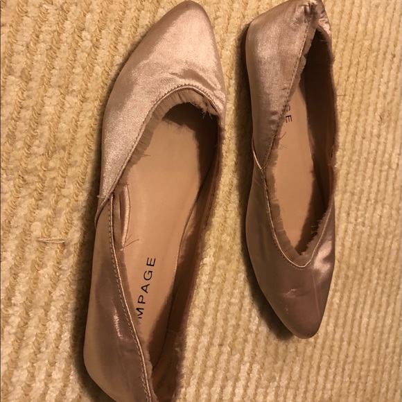 Pink satin slip-on flats - Picture 2 of 5